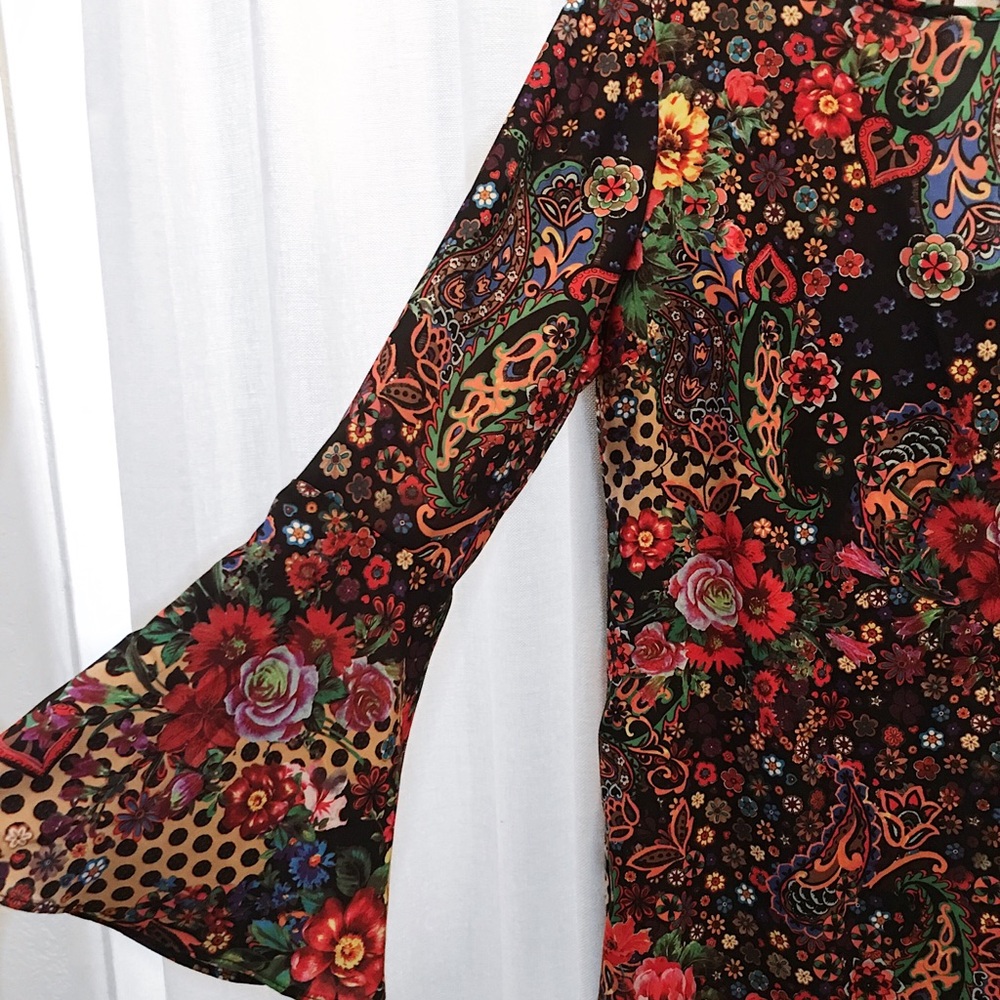 BOHO, BELL SLEEVED DRESS